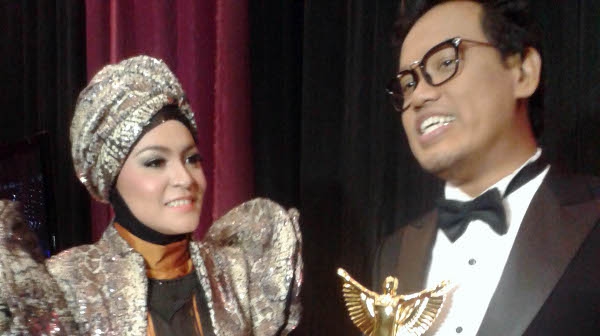 Astrid Kuya Sering Curhat dengan Anak