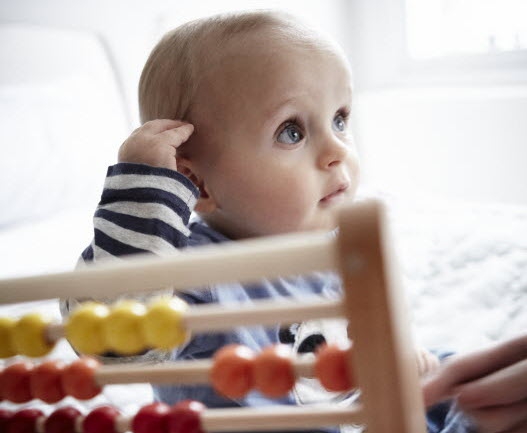 Intip Perkembangan Otak Si Kecil Usia 2 tahun