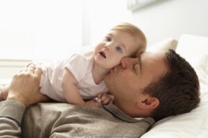 Masalah Bonding Bayi dan Ayah