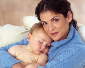 Manfaat Pelukan untuk Bayi