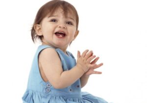 Pertumbuhan Fisik Bayi Usia 9-12 Bulan