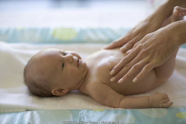 Minyak Telon, Penghangat Tubuh Bayi