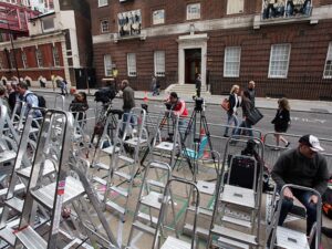 Kate Middleton Siap-siap Melahirkan