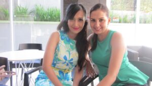 Donna dan Artika Terkenang Masa Melahirkan