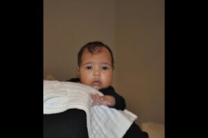 Foto Anak Kim Kardashian dan Kanye West Dipublikasikan