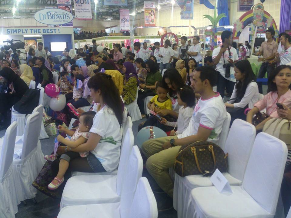 Jumpa Selebriti di M&#038;B Fair 2013