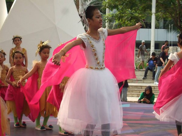 Celebral Palsy, Tidak Menghentikan Nabila untuk Meraih Mimpi