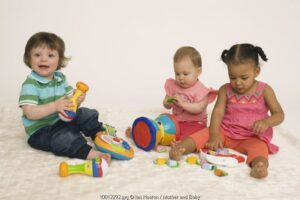 Tip Memilih Mainan Ramah Lingkungan