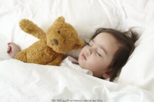 Kebiasaan Mengigau Si Kecil