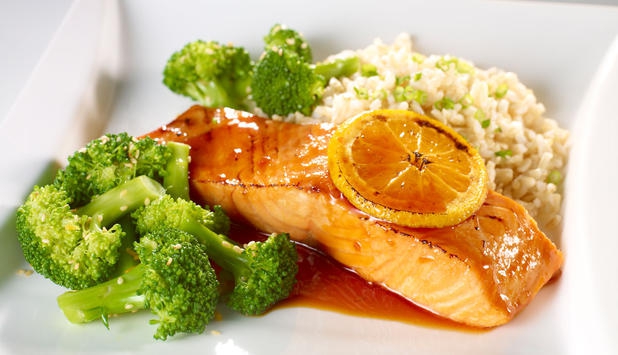 Sajian Salmon, Lezat dan Sehat