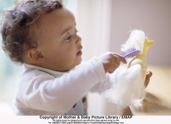 Pola Asuh Bayi Shio Kuda Kayu