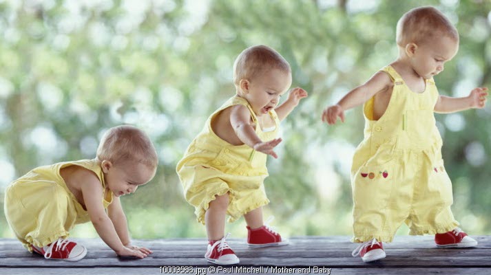 Melatih Si Kecil Berjalan