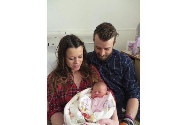 Jeremy Davis Resmi Jadi Ayah