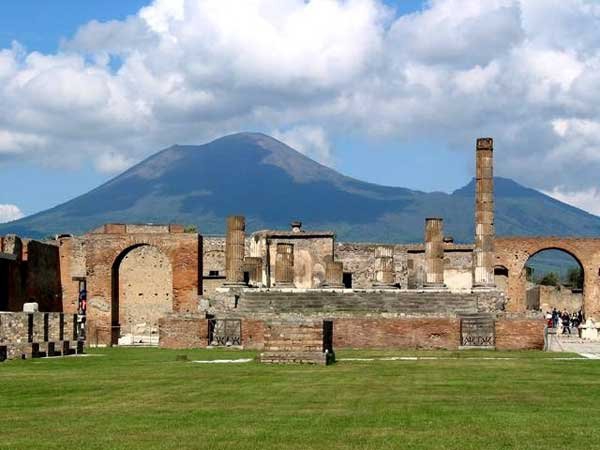 Wisata Sejarah Kota Pompeii