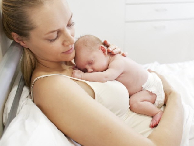 Risiko Persalinan di Rumah