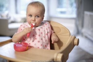 Tips Anak Makan Sendiri