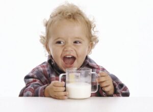 Perhatikan Asupan Kalsium Balita