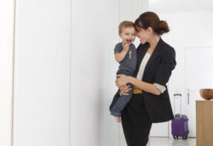 Trik Menjadi New Mom yang Cerdas