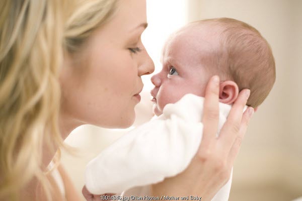Perkembangan Kepala Bayi di Awal Kelahirannya