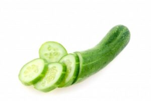 Atasi Sunburn dengan Mentimun