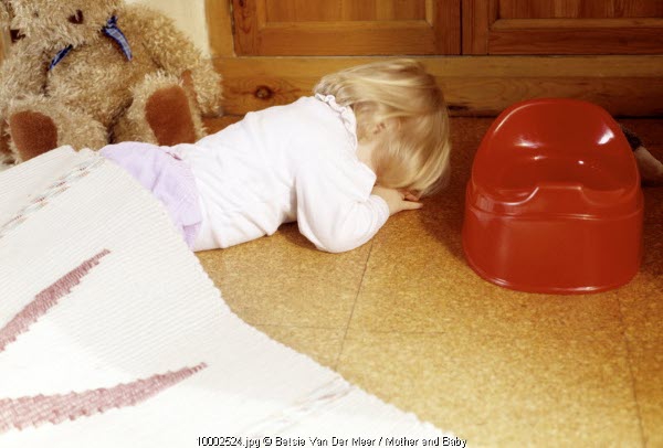 10 Cara Hadapi Kekesalan Si Kecil