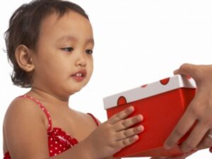 Ketika Si Kecil Bertemu Orang Asing