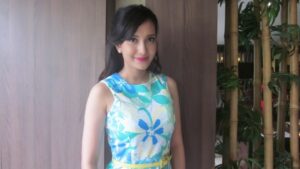 Artika Sari Devi: Ibu Perfeksionis