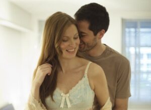 Tip Berhubungan Intim Agar Cepat Hamil