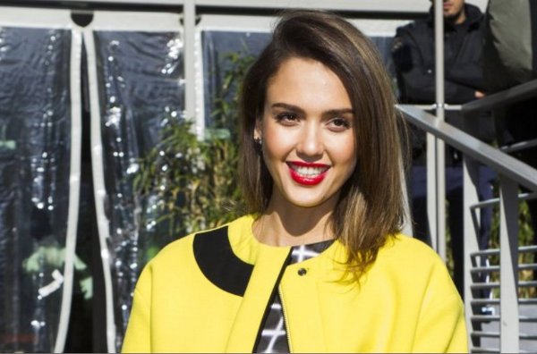 Jessica Alba Sukses Jadi Mamapreneur