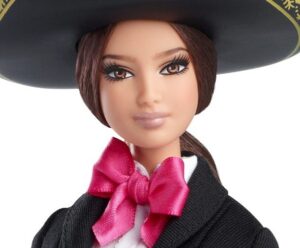 Arriba! Barbie Meksiko, Teman Baru Si Kecil