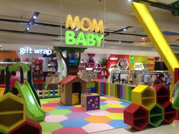 Si Kecil Tidak Rewel Lagi Saat Diajak Belanja