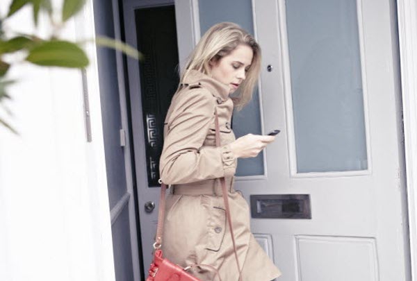 Waspada! Stres Akibat Selalu Cek Email Kantor