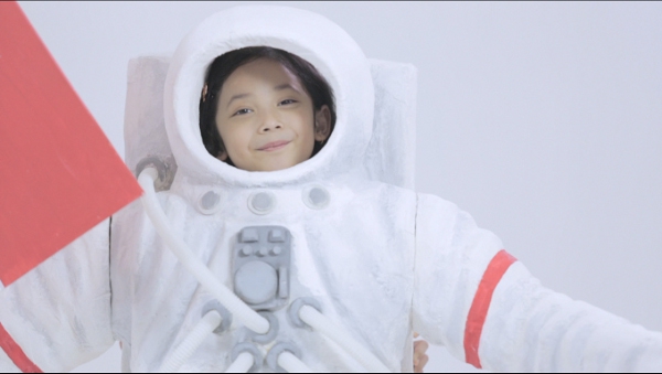 Berkenalan Dengan Luar Angkasa