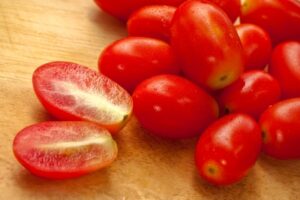Tomat Mampu Cegah Kanker Payudara