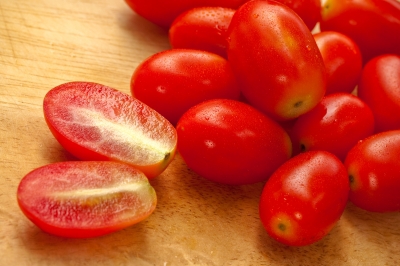 Tomat Mampu Cegah Kanker Payudara