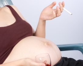 Tak Ada Kompromi, Jauhi Rokok Saat Hamil!