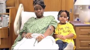 Balita Selamatkan Ibu & Adiknya