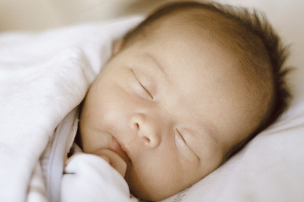 Manfaat Tidur Nyenyak Untuk Si Kecil