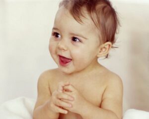 Tingkatkan Kekuatan Otak Bayi Anda (2)