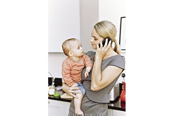 Pengaruh Ponsel di Sekitar Bayi