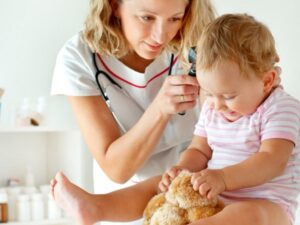 Penanganan Saat Bayi Demam