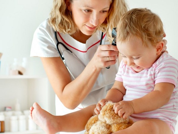 Penanganan Saat Bayi Demam