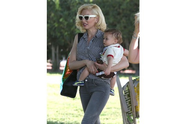 Bonding Time Gwen Stefani