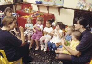 Bersahabat dengan Guru Anak di Sekolah