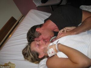 Bayi Hidup Setelah Dinyatakan Meninggal