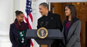 Obama, Kehilangan Sosok Ayah Sejak Kecil