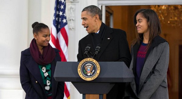Obama, Kehilangan Sosok Ayah Sejak Kecil
