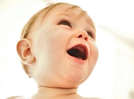 Mengapa Gigi Si Kecil Belum Tumbuh?