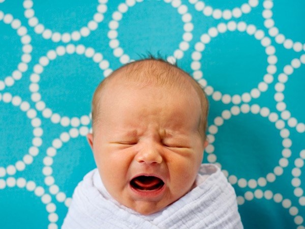 Mengapa Si Kecil Menangis?