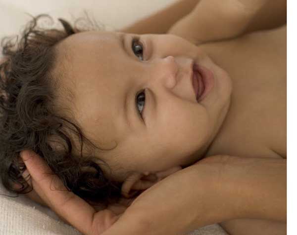 Mata Berair dan Kotoran Mata pada Bayi